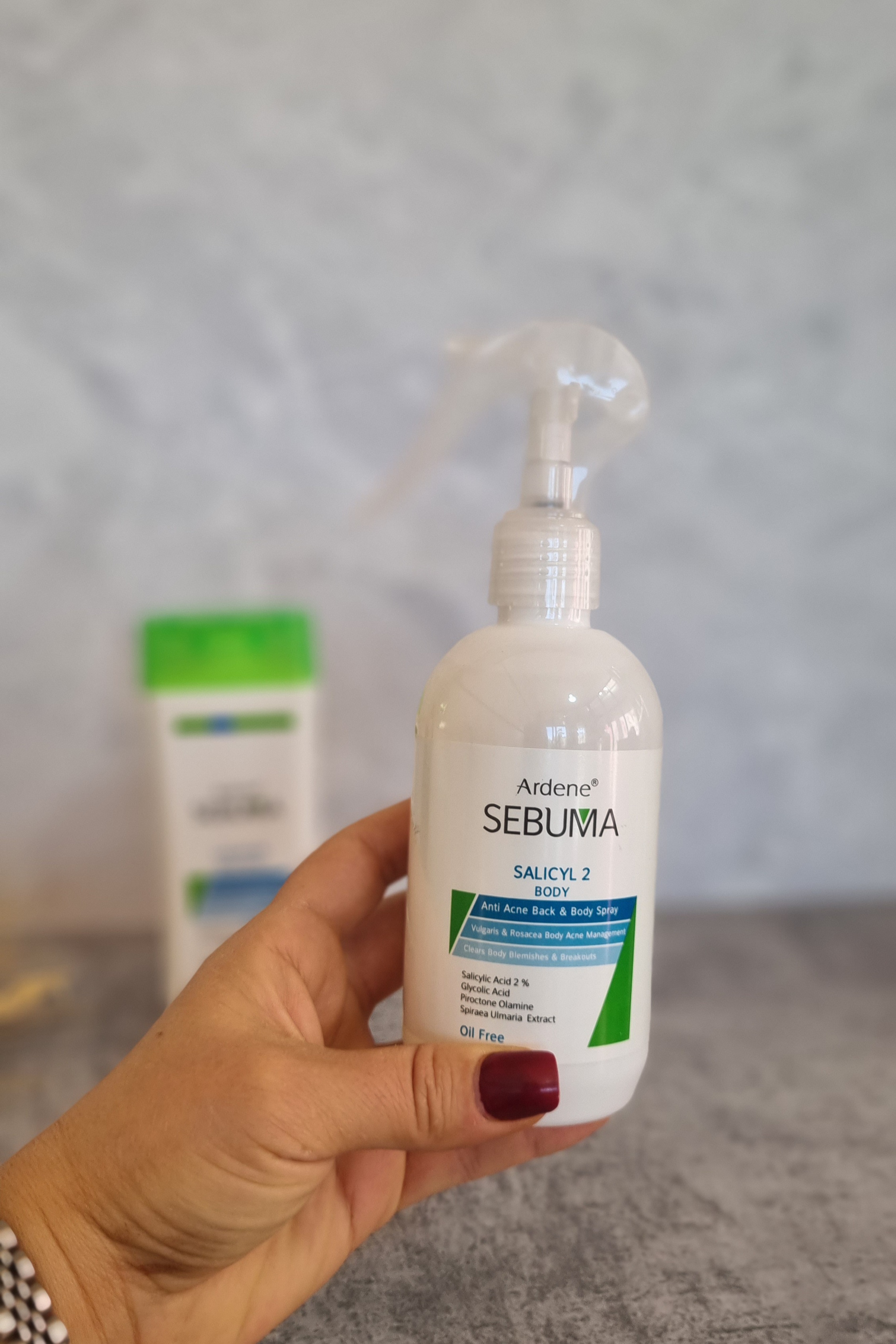 اسپری ضدجوش آردن سبوما مناسب پوست چرب حجم 100 میل