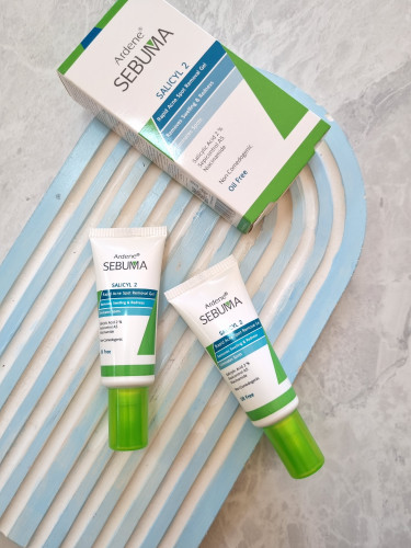 ژل لایهبردار ۲٪ سالسیلیک اسید آردن سبوما | Arden Sebuma 2% Salicylic Acid Exfoliating Gel
